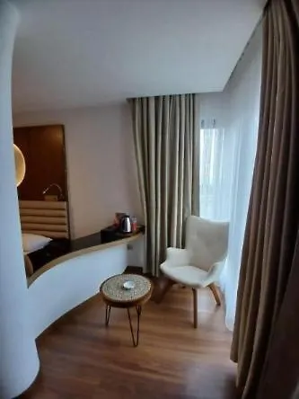 Two Brother & Hotel